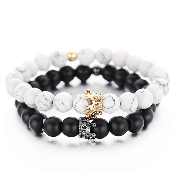 Bead bracelet with crown