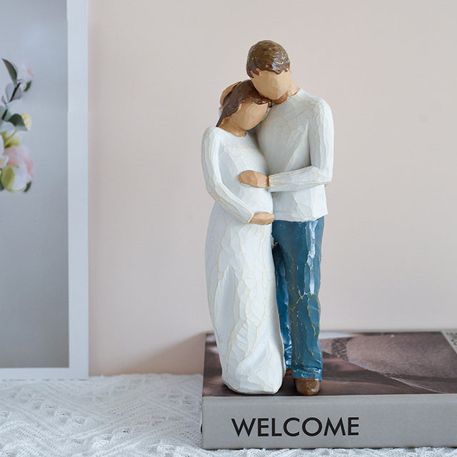 Family and couples statues