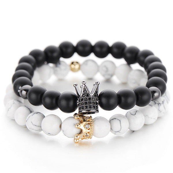 Bead bracelet with crown