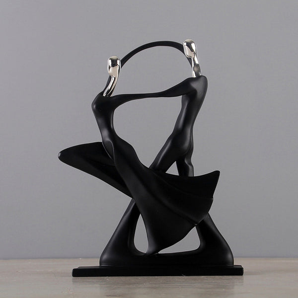 Abstract dancing couple statue | My Couple Goal