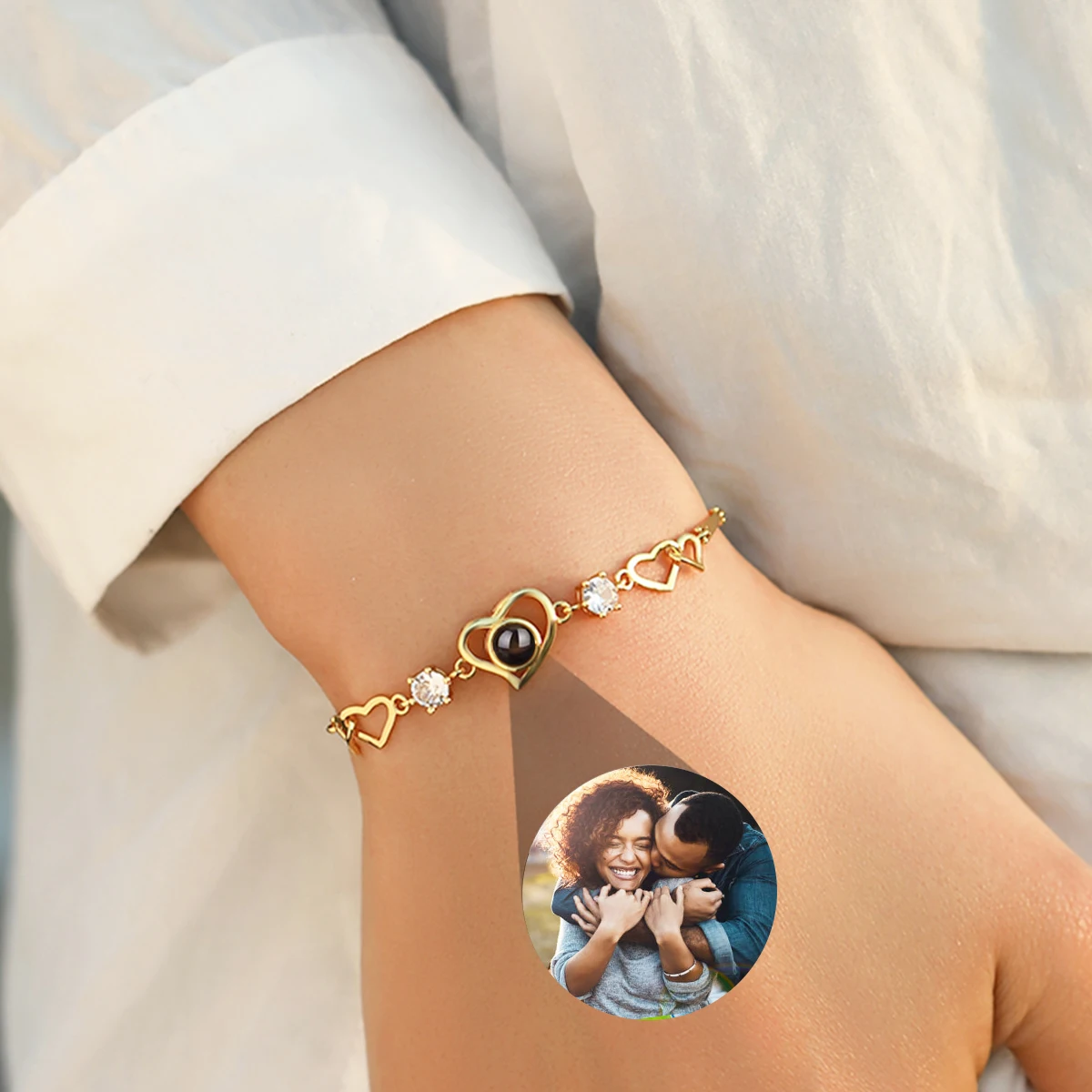 Bracelet Photo Projection