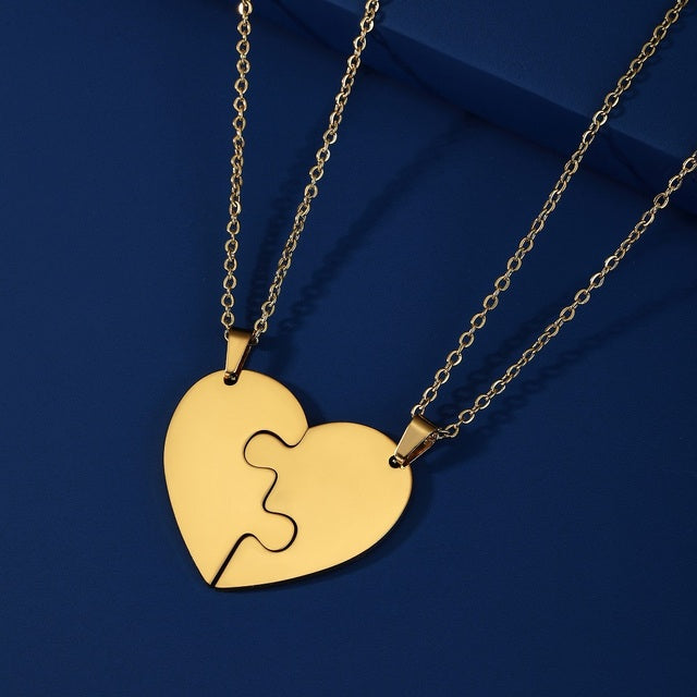 Matching Heart Necklaces | My Couple Goal