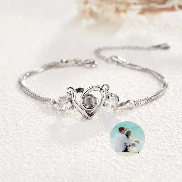 Photo Projection Charm Bracelet | My Couple Goal