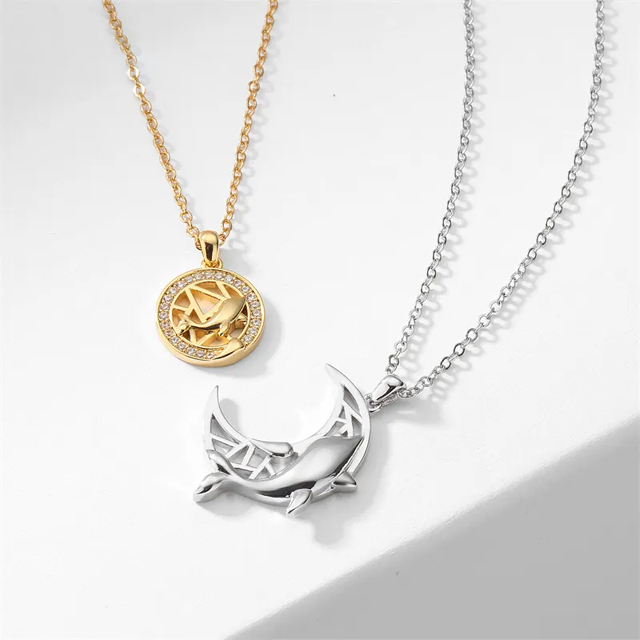 Wale Couple Necklace