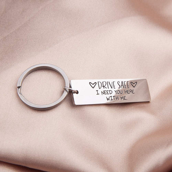 Set 2 Portachiavi I Need You Here With Me I Love You - Cuore In Acciaio Inox, Regalo Per Coppia (Nero E Argento) - 3