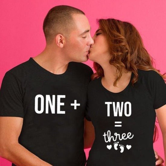 Cute pregnancy announcement shirts couple